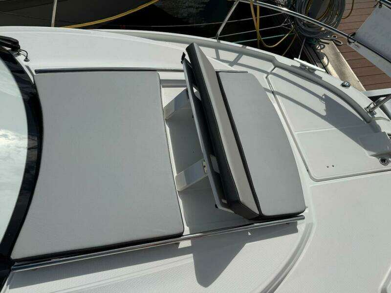 2021 Jeanneau NC 895