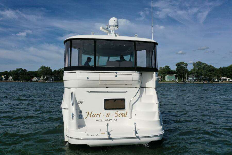 2004 Sea Ray 390 Motor Yacht