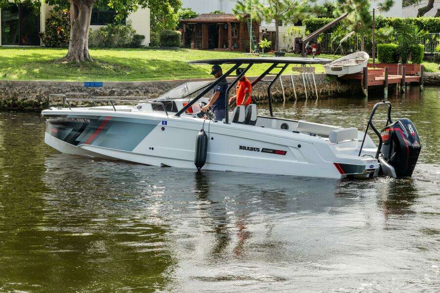 2023 Brabus SHADOW 300 CT