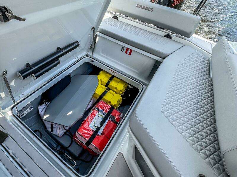 2023 Brabus SHADOW 300 CT