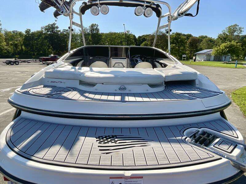 2012 Monterey 224 FS