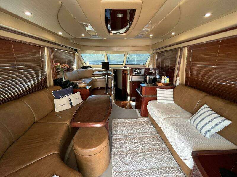2007 Sea Ray 52 Sedan Bridge