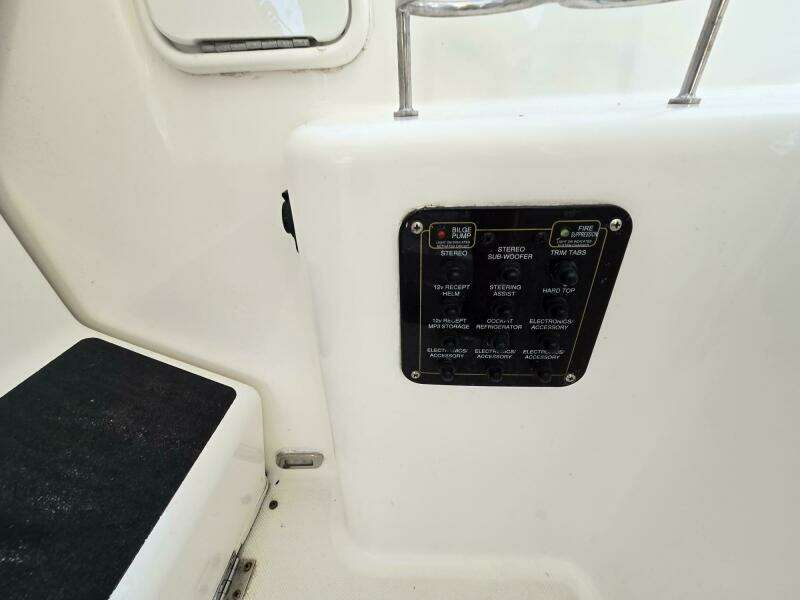 2008 Century 2900 Express