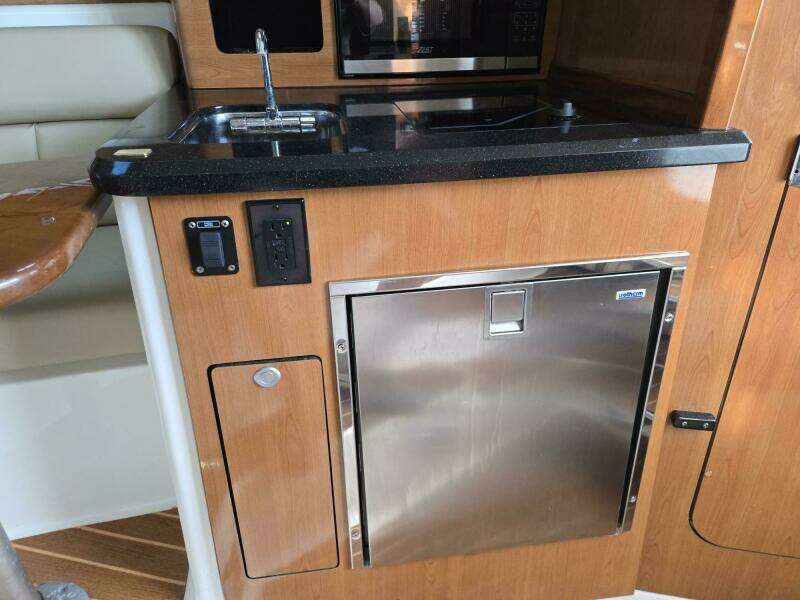 2008 Century 2900 Express