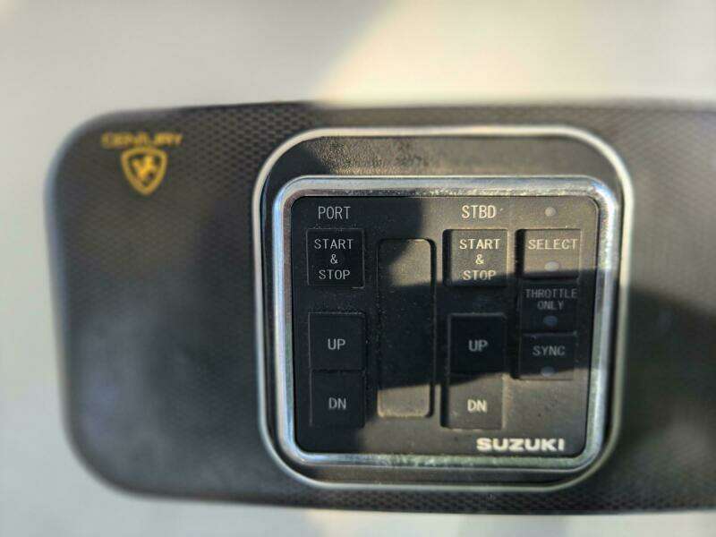 2008 Century 2900 Express