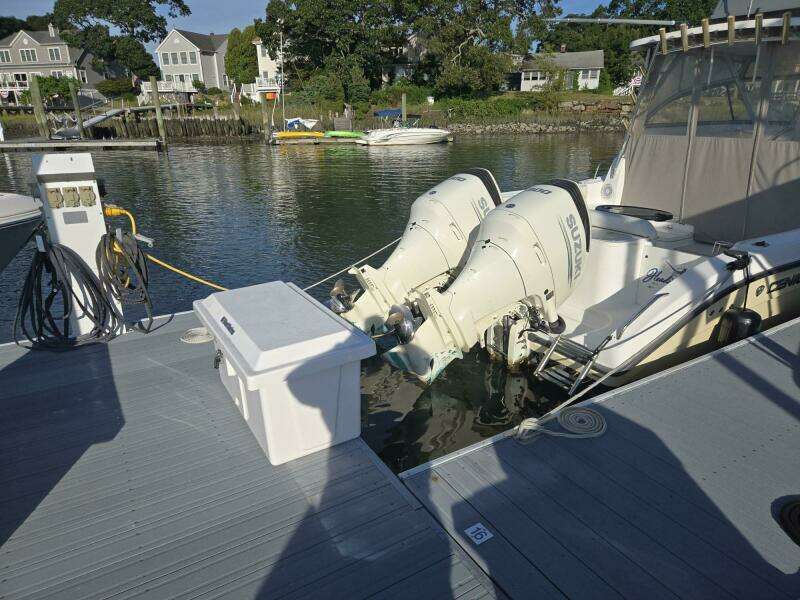 2008 Century 2900 Express