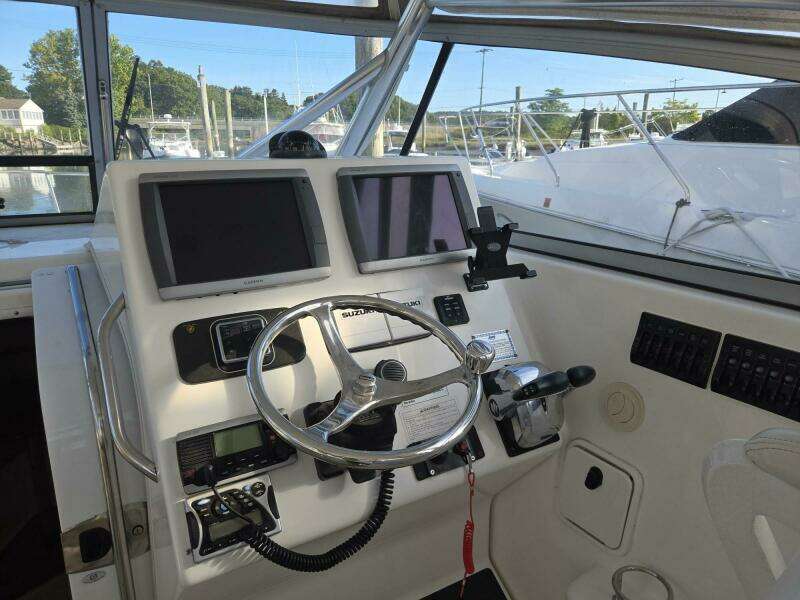 2008 Century 2900 Express