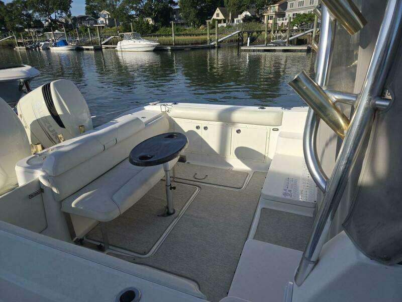 2008 Century 2900 Express