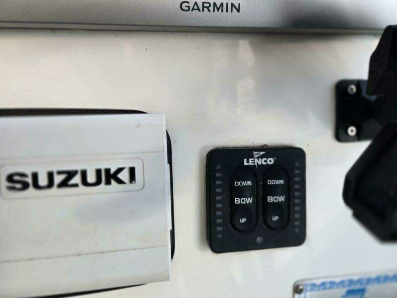 2008 Century 2900 Express