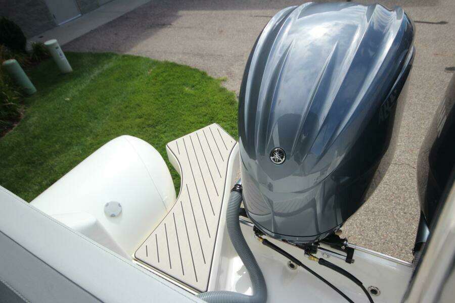 2024 Zodiac Medline 9 NEO