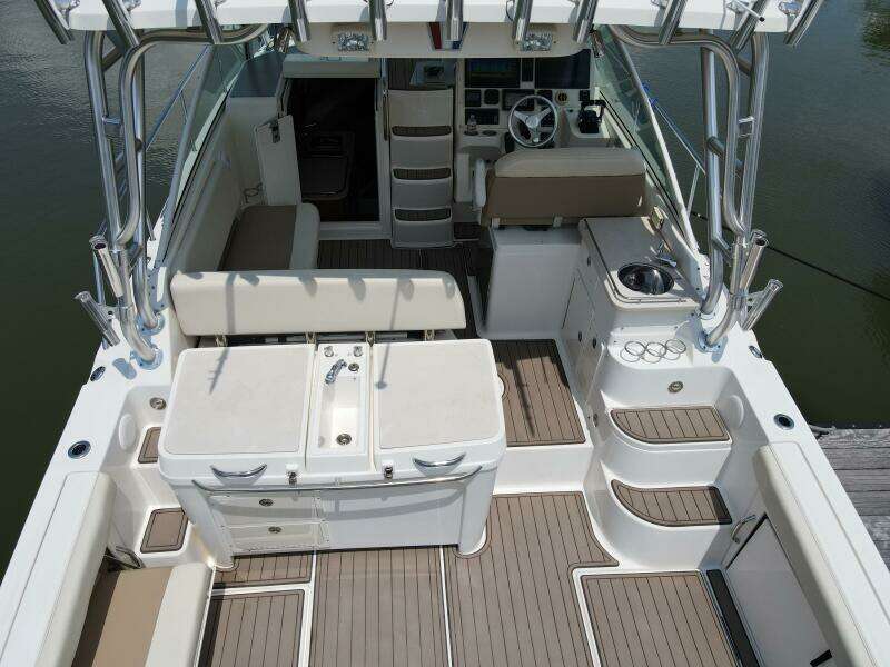 2009 Wellcraft 340 Coastal 