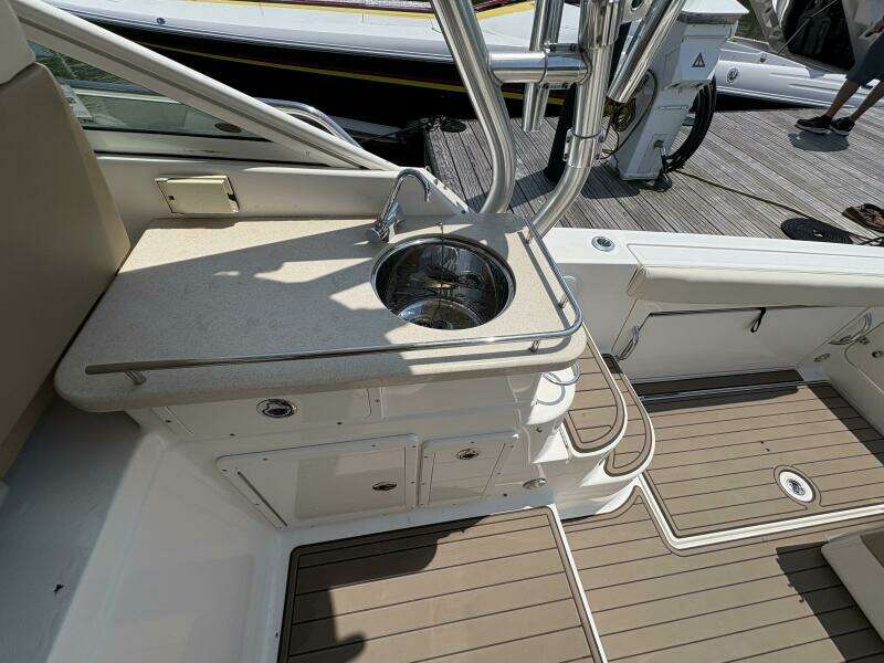 2009 Wellcraft 340 Coastal 