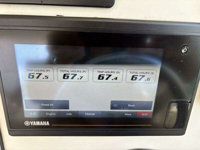 2009 Wellcraft 340 Coastal 