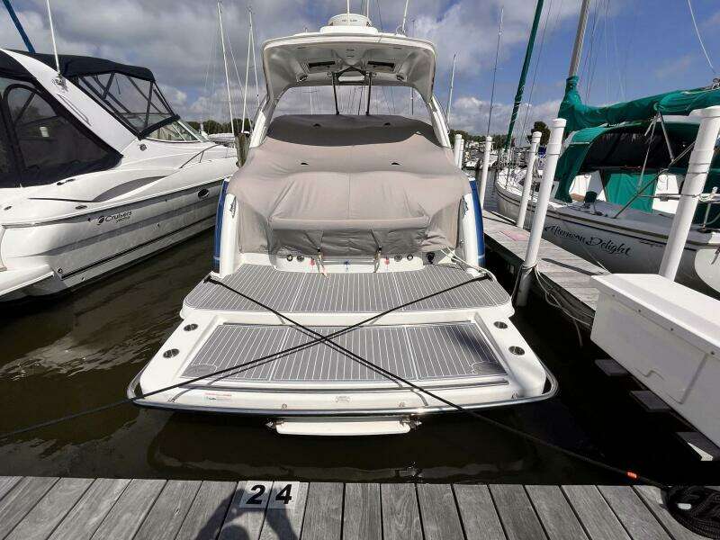 2018 Formula 37 Performance Cruiser