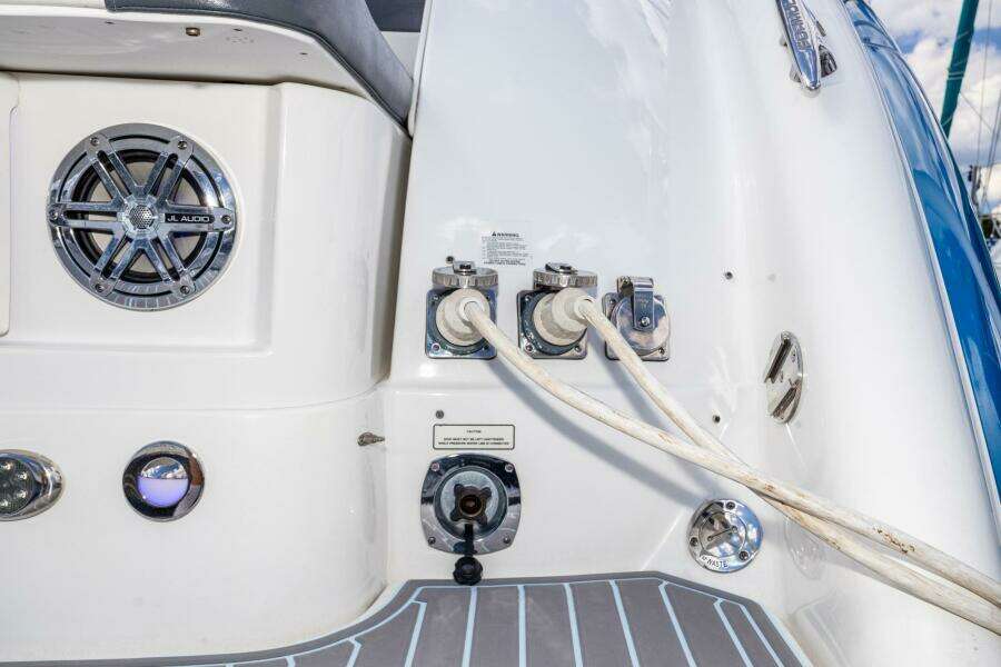 2018 Formula 37 Performance Cruiser