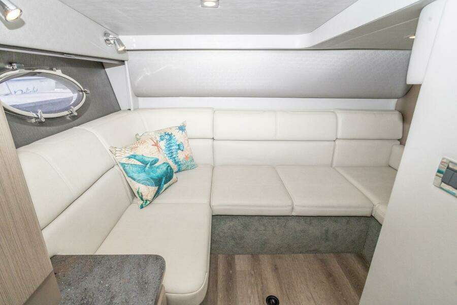 2018 Formula 37 Performance Cruiser