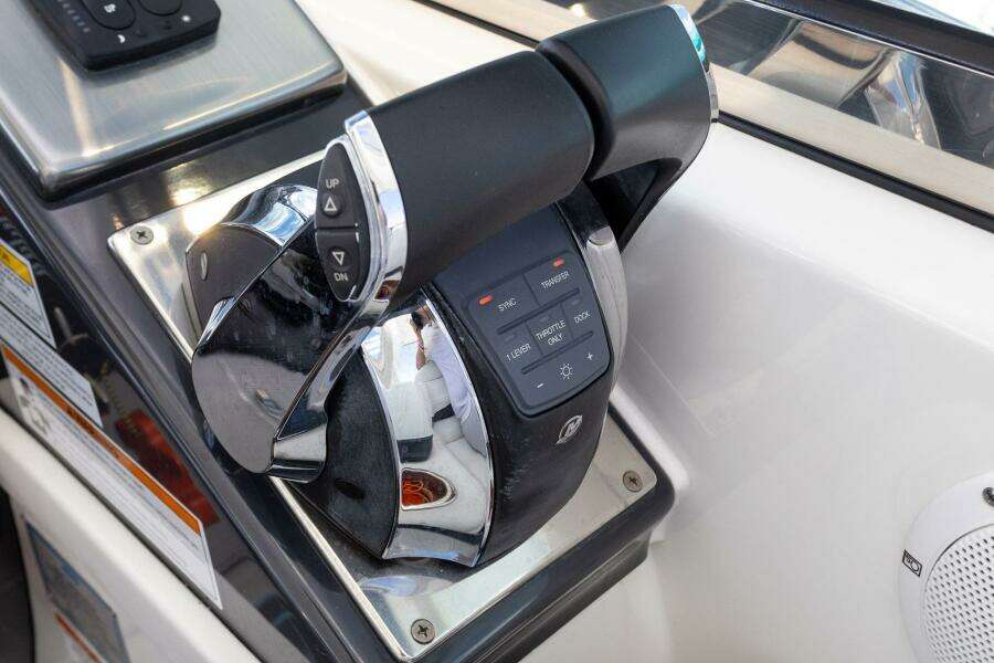 2018 Formula 37 Performance Cruiser