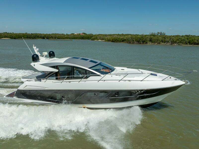 2018 Sunseeker Predator 57