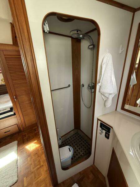 1999 Grand Banks 42 Classic