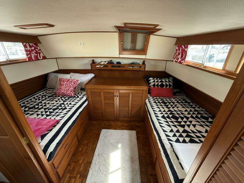 1999 Grand Banks 42 Classic