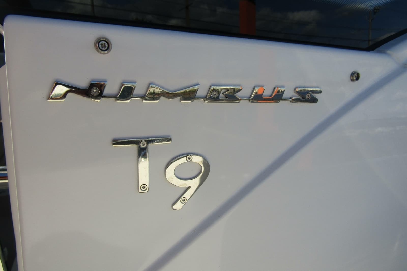 2025 Nimbus Tender 9