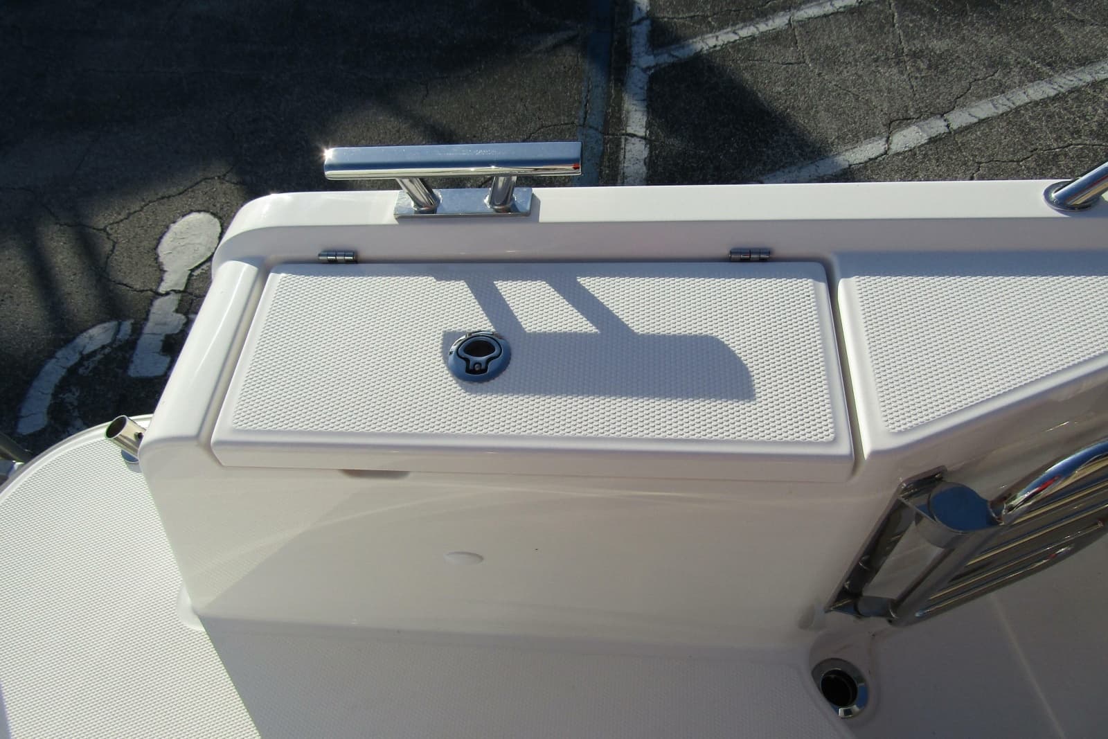 2025 Nimbus Tender 9