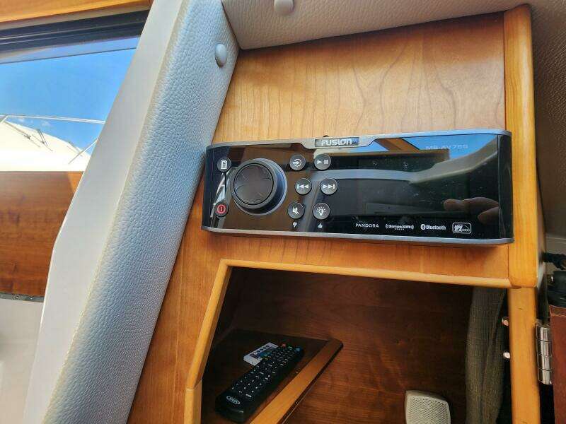 Imgi_21_2020 Cutwater C 32 Cb Power 9928658 20250829141220604 13