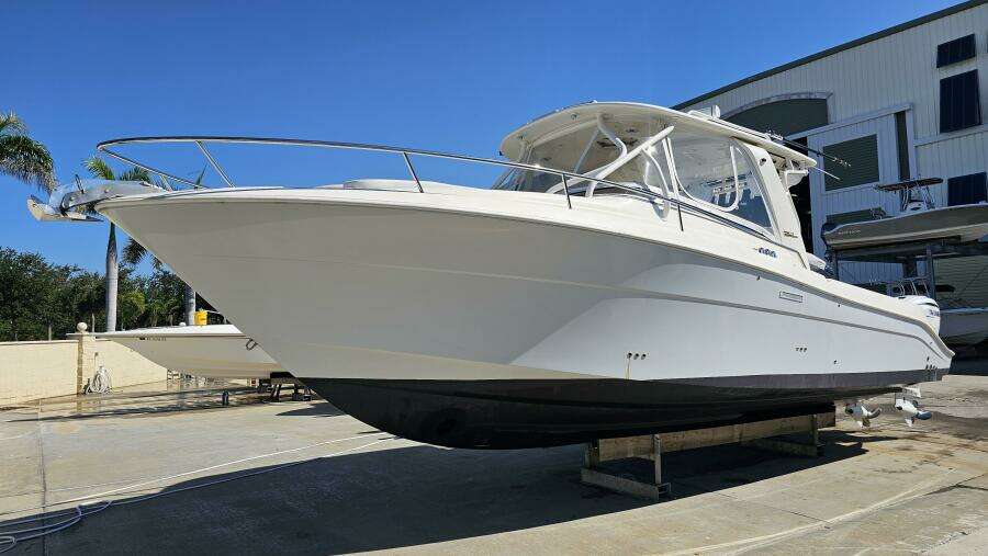 2008 Hydra-Sports 3500 VX Repowered