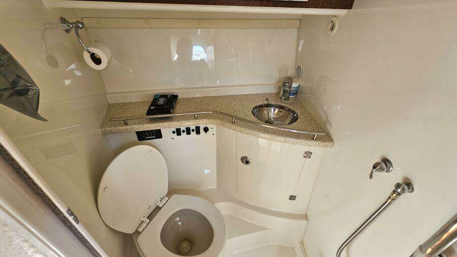 2008 Hydra-Sports 3500 VX Repowered