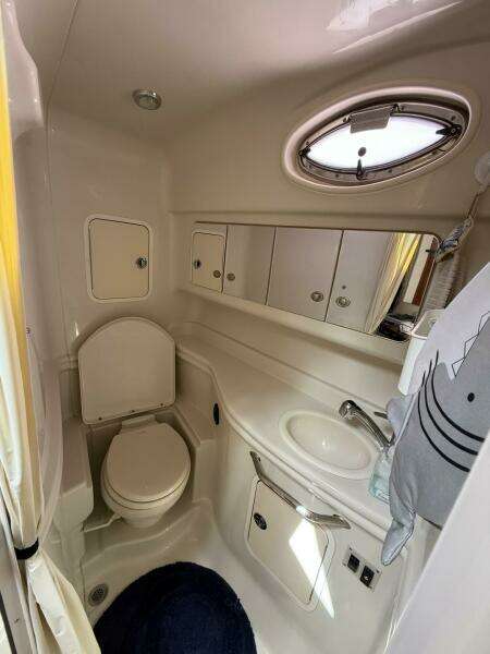 2007 Sea Ray 320 Sundancer