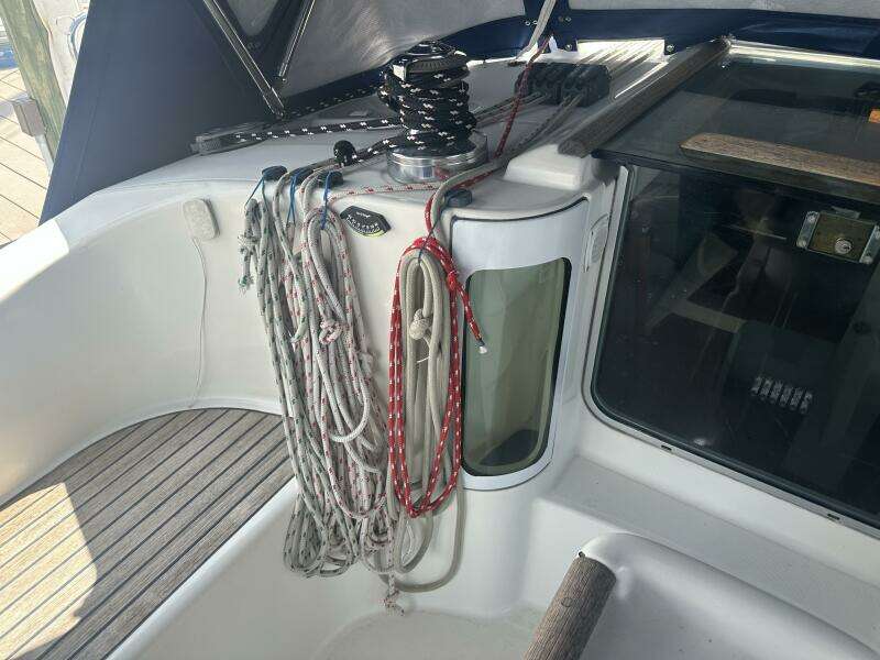 1999 Beneteau 