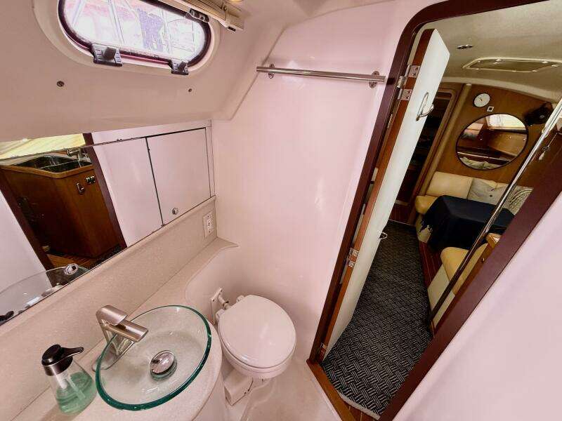2011 Catalina 355