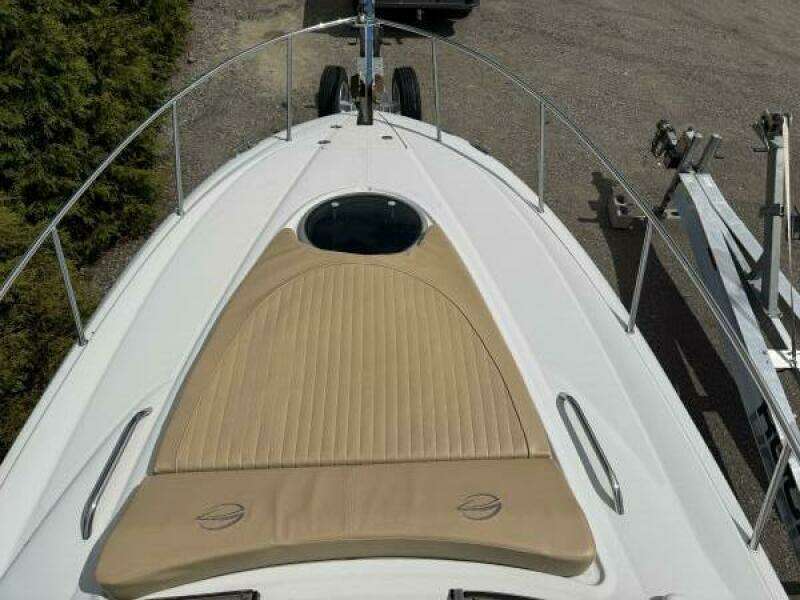 2011 Crownline 264 CR