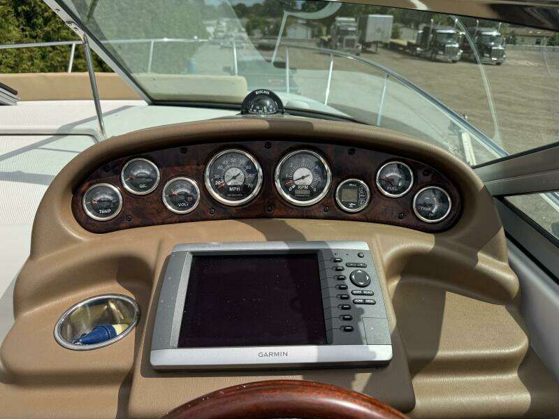 2011 Crownline 264 CR