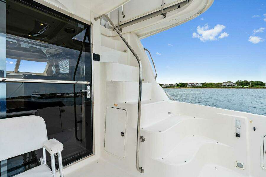 2007 Sea Ray 58 Sedan Bridge