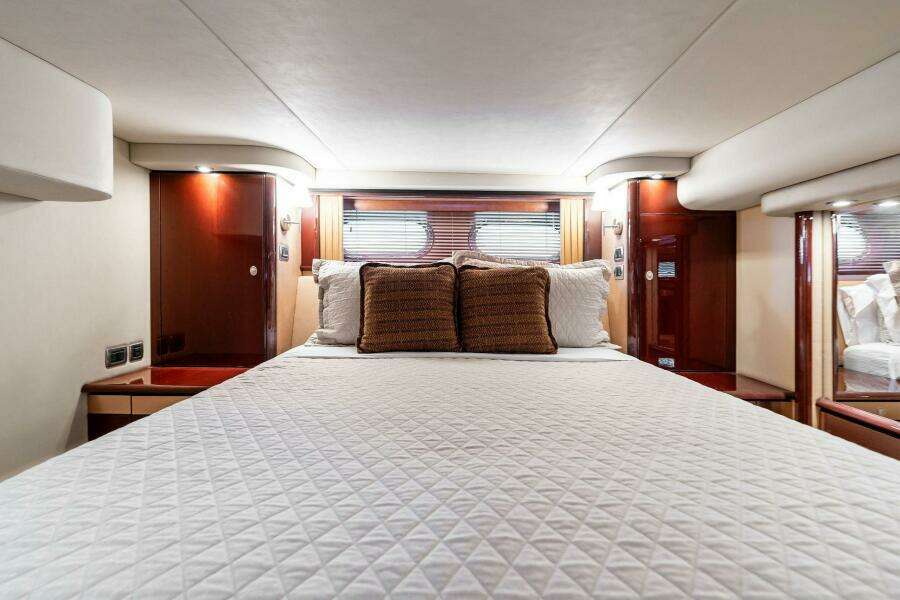 2007 Sea Ray 58 Sedan Bridge