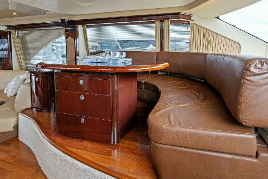 2007 Sea Ray 58 Sedan Bridge