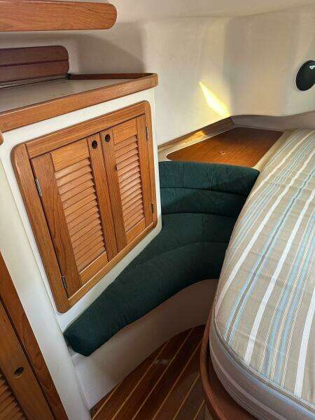 1997 Catalina Morgan 38