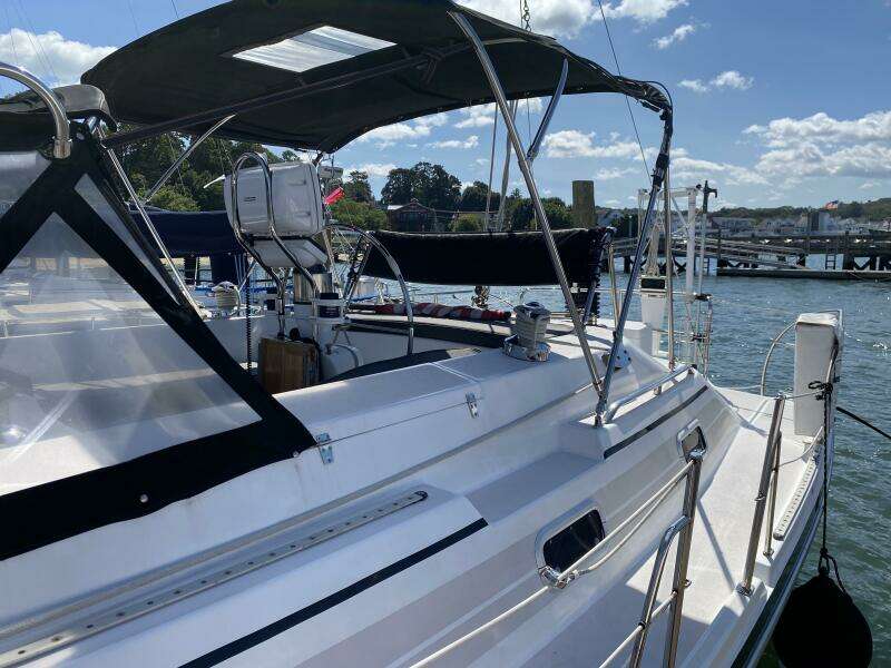 1997 Catalina Morgan 38