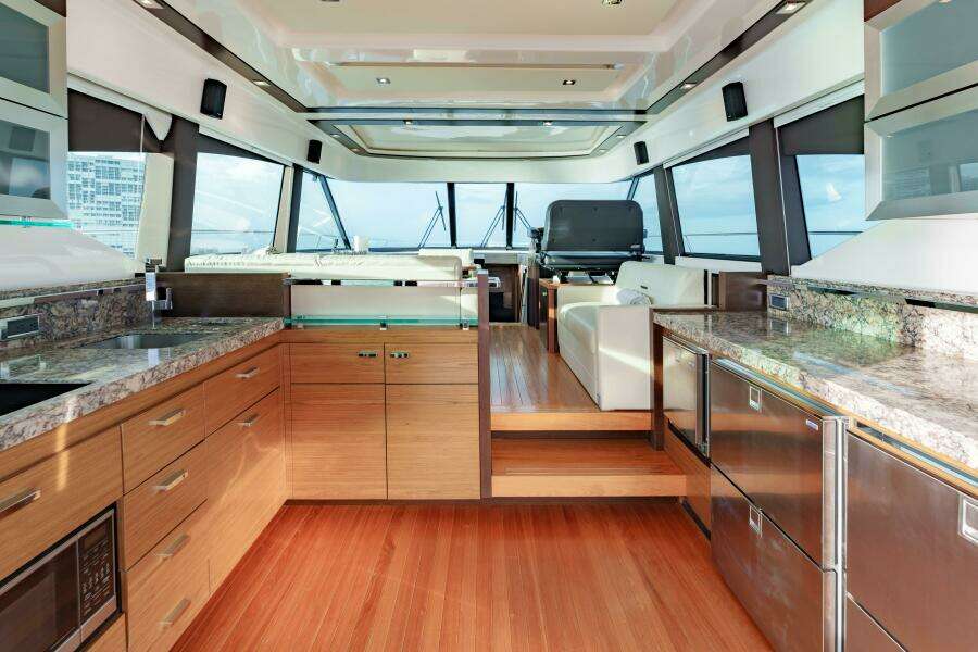 2017 Tiara Yachts C53 Coupe