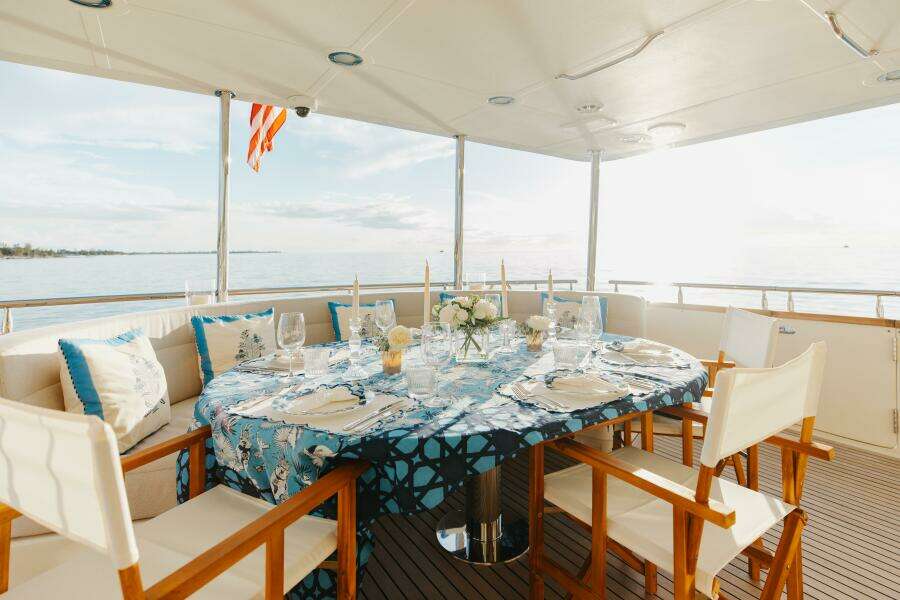 2007 President Tri-Deck