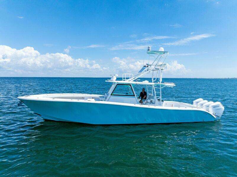 2017 Yellowfin 42 Offshore MIDNIGHT RIDER