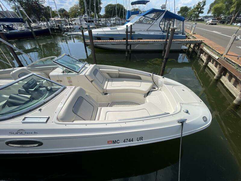 2010 Sea Ray 280 Sun Deck