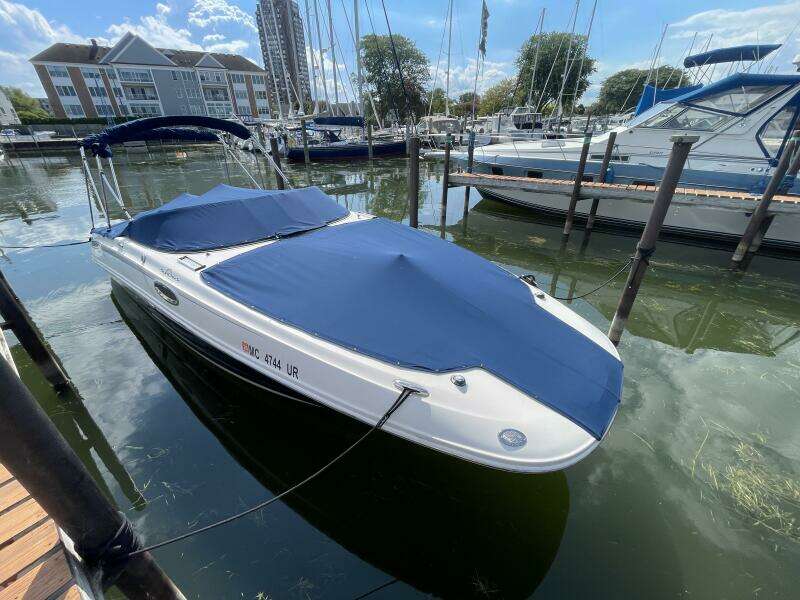 2010 Sea Ray 280 Sun Deck