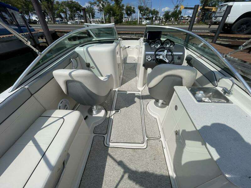 2010 Sea Ray 280 Sun Deck