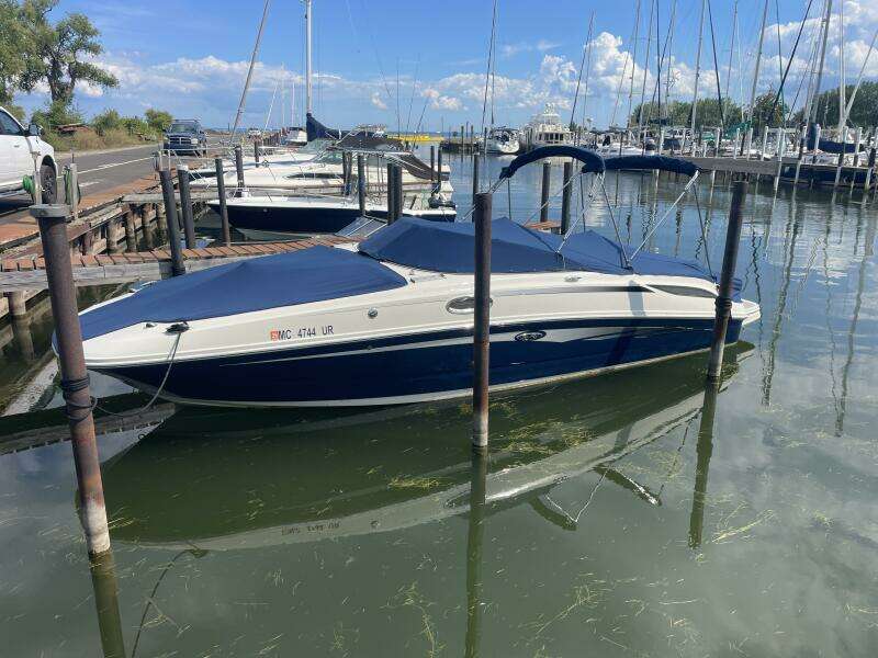 2010 Sea Ray 280 Sun Deck