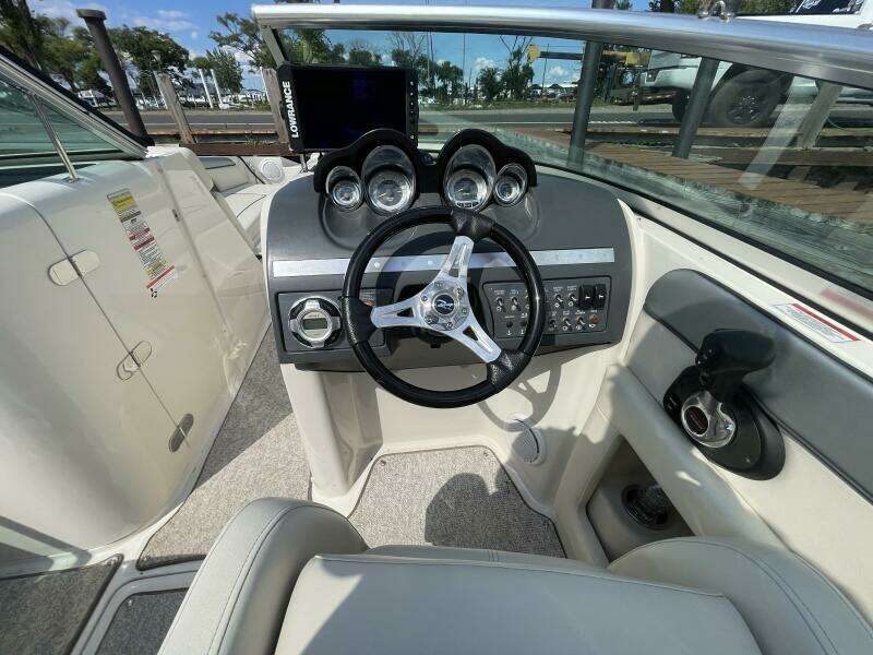 2010 Sea Ray 280 Sun Deck