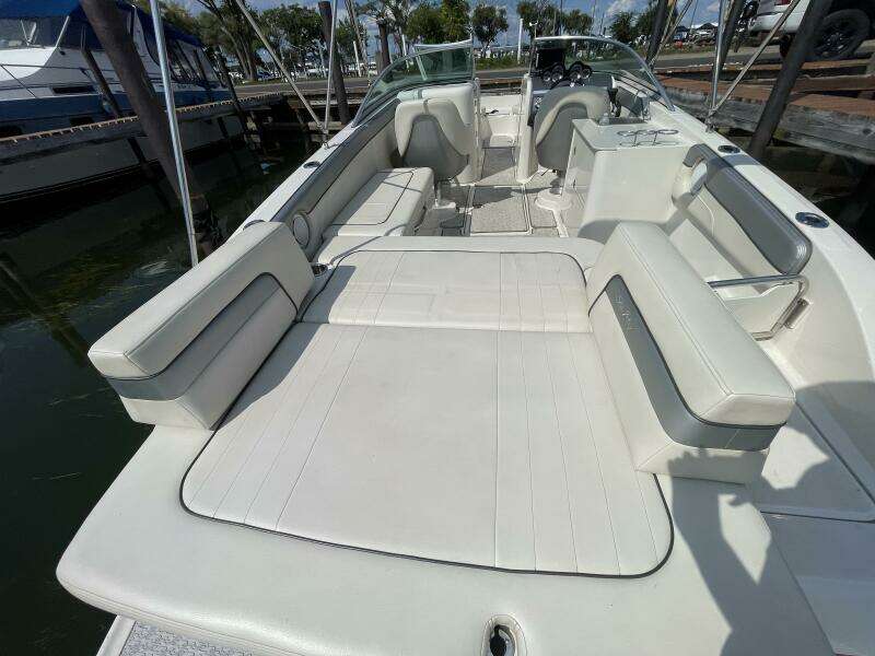 2010 Sea Ray 280 Sun Deck