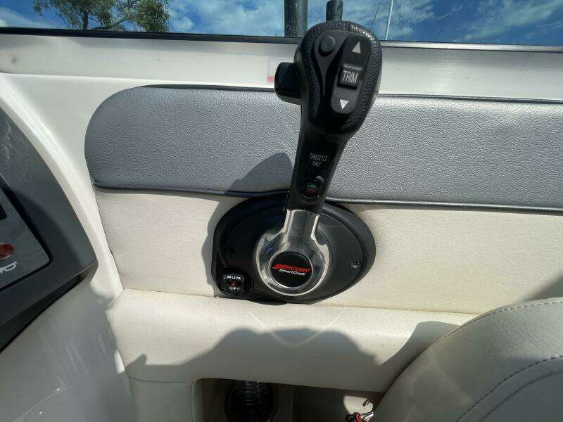 2010 Sea Ray 280 Sun Deck