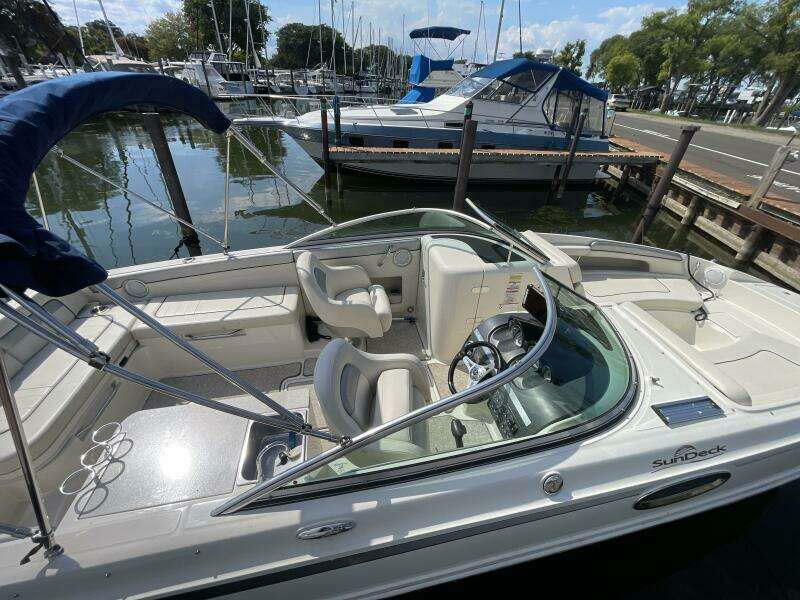 2010 Sea Ray 280 Sun Deck